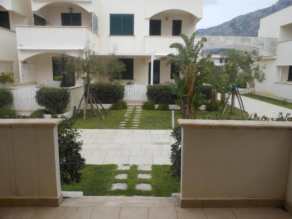 Villa Giambona Isola delle Femmine Oda fotoğraf